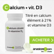 Complément alimentaire à base de calcium et vitamine D dans une boite blanche.